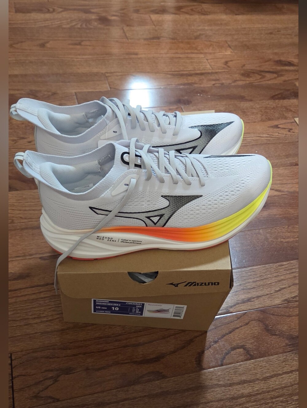 NWT Mens Mizuno Neo Zen 2 Size 10
